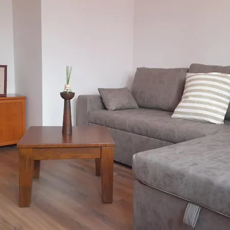 Atico Con Terraza En